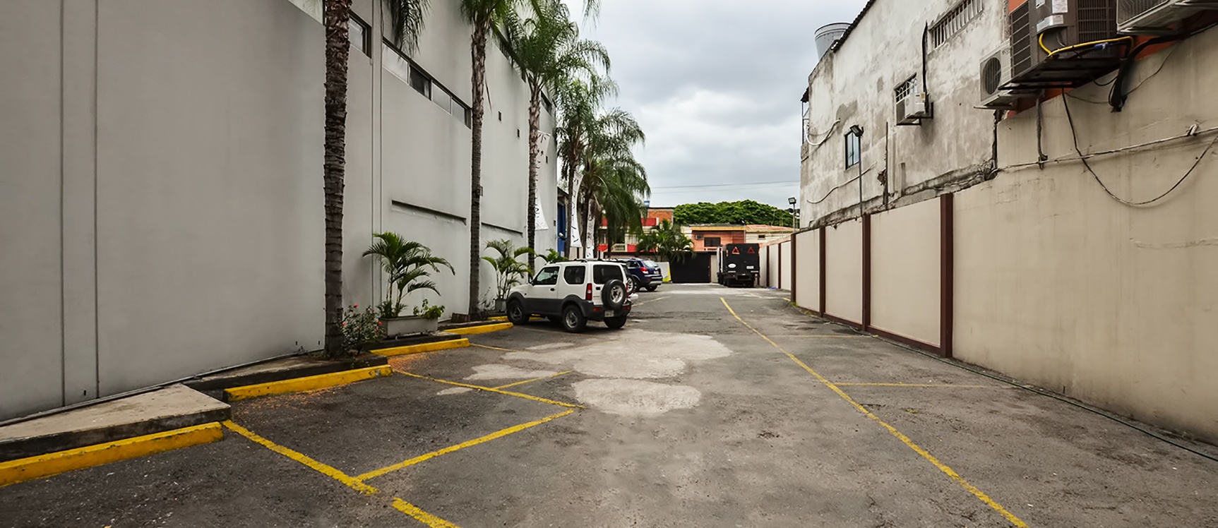 GeoBienes - Local Comercial en alquiler en Urdesa Central sector norte de Guayaquil - Plusvalia Guayaquil Casas de venta y alquiler Inmobiliaria Ecuador