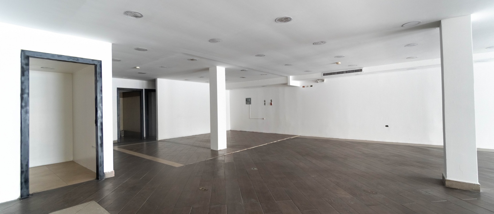 Local comercial en alquiler sobre la Av. San Jorge, Kennedy, Guayaquil GeoBienes - Local comercial en alquiler sobre la Av. San Jorge, Kennedy, Guayaquil - Plusvalia Guayaquil Casas de venta y alquiler Inmobiliaria Ecuador