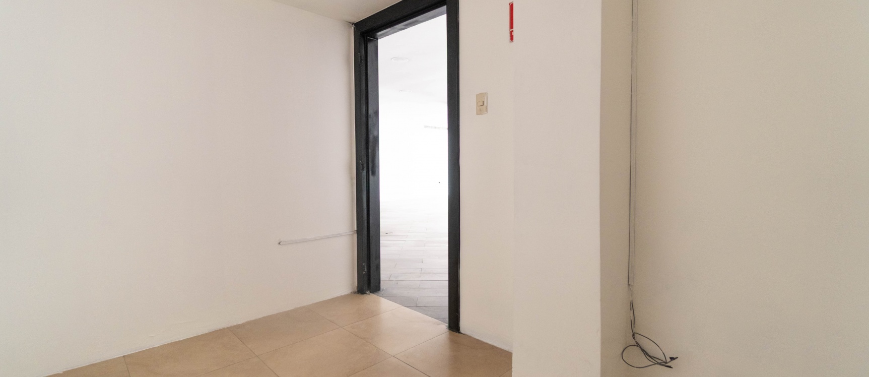 Local comercial en alquiler sobre la Av. San Jorge, Kennedy, Guayaquil GeoBienes - Local comercial en alquiler sobre la Av. San Jorge, Kennedy, Guayaquil - Plusvalia Guayaquil Casas de venta y alquiler Inmobiliaria Ecuador