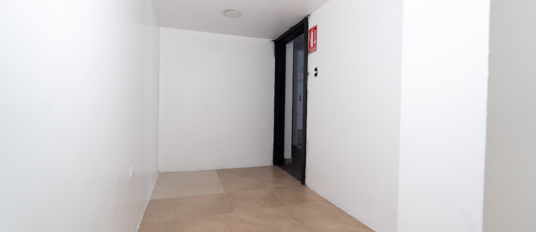 Local comercial en alquiler sobre la Av. San Jorge, Kennedy, Guayaquil GeoBienes - Local comercial en alquiler sobre la Av. San Jorge, Kennedy, Guayaquil - Plusvalia Guayaquil Casas de venta y alquiler Inmobiliaria Ecuador