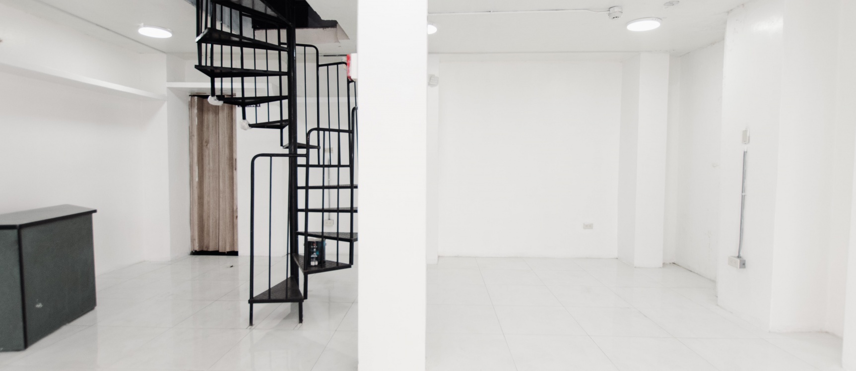 GeoBienes - Local comercial en alquiler ubicado en Centro de Guayaquil, zona Bahía - Plusvalia Guayaquil Casas de venta y alquiler Inmobiliaria Ecuador