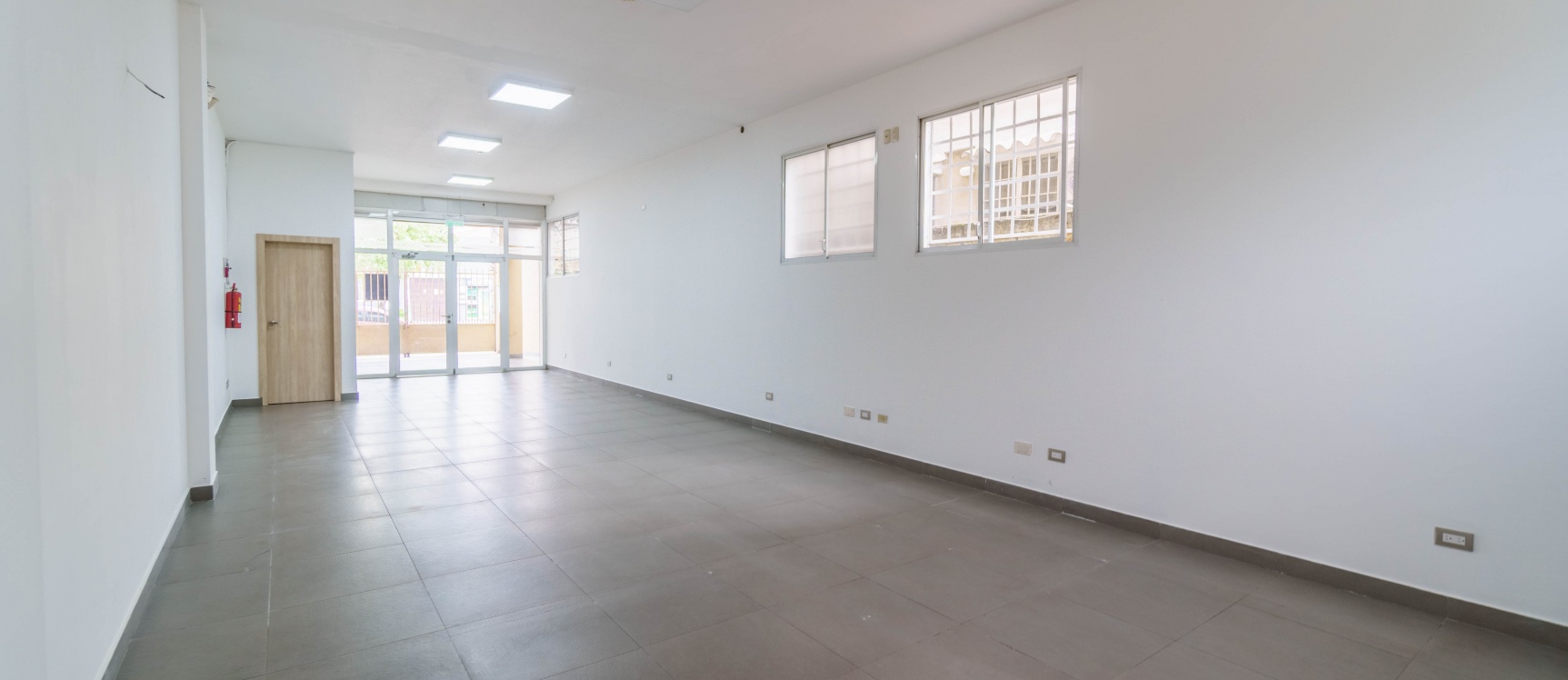 Local Comercial en alquiler ubicado en La Garzota, Norte de Guayaquil GeoBienes - Local Comercial en alquiler ubicado en La Garzota, Norte de Guayaquil - Plusvalia Guayaquil Casas de venta y alquiler Inmobiliaria Ecuador