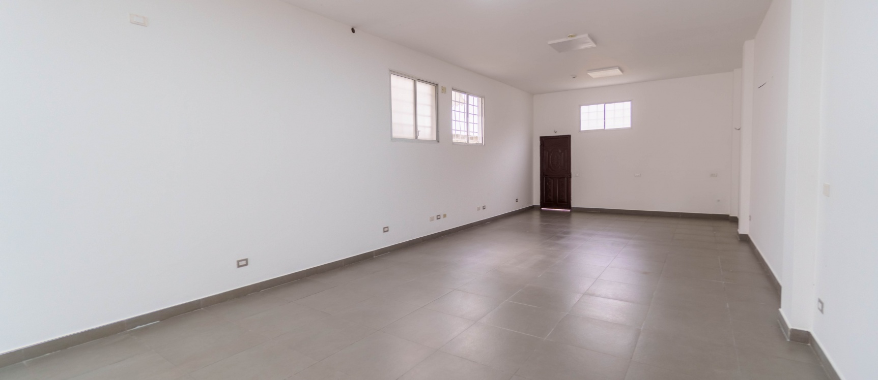 Local Comercial en alquiler ubicado en La Garzota, Norte de Guayaquil GeoBienes - Local Comercial en alquiler ubicado en La Garzota, Norte de Guayaquil - Plusvalia Guayaquil Casas de venta y alquiler Inmobiliaria Ecuador