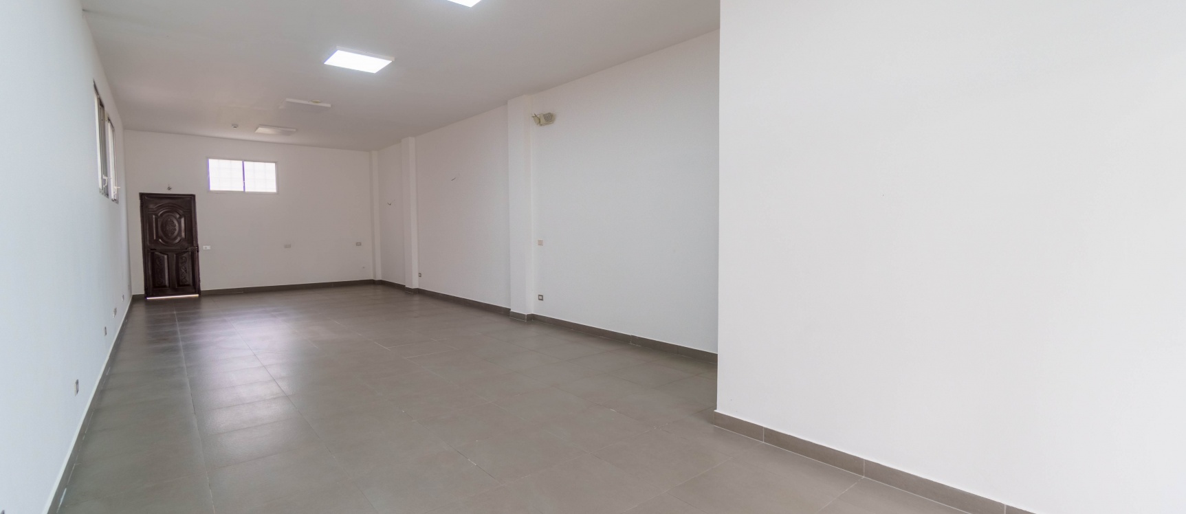 Local Comercial en alquiler ubicado en La Garzota, Norte de Guayaquil GeoBienes - Local Comercial en alquiler ubicado en La Garzota, Norte de Guayaquil - Plusvalia Guayaquil Casas de venta y alquiler Inmobiliaria Ecuador