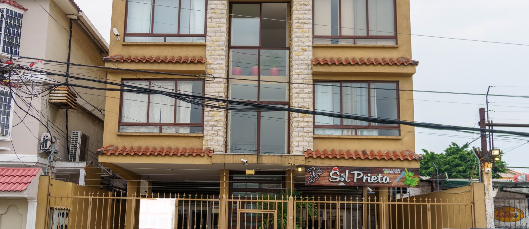 Local Comercial en alquiler ubicado en La Garzota, Norte de Guayaquil GeoBienes - Local Comercial en alquiler ubicado en La Garzota, Norte de Guayaquil - Plusvalia Guayaquil Casas de venta y alquiler Inmobiliaria Ecuador