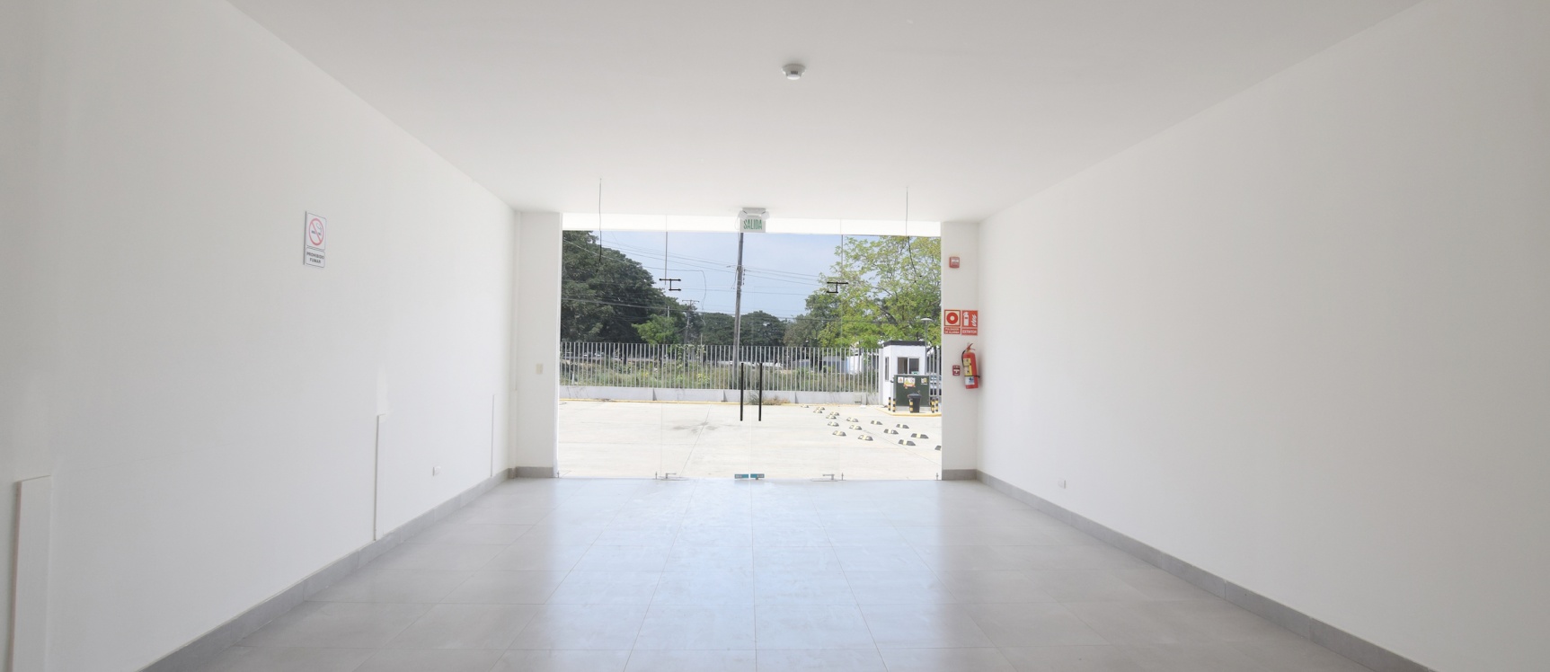Local Comercial en alquiler ubicado en Vía a la Costa, Guayaquil GeoBienes - Local Comercial en alquiler ubicado en Vía a la Costa, Guayaquil - Plusvalia Guayaquil Casas de venta y alquiler Inmobiliaria Ecuador