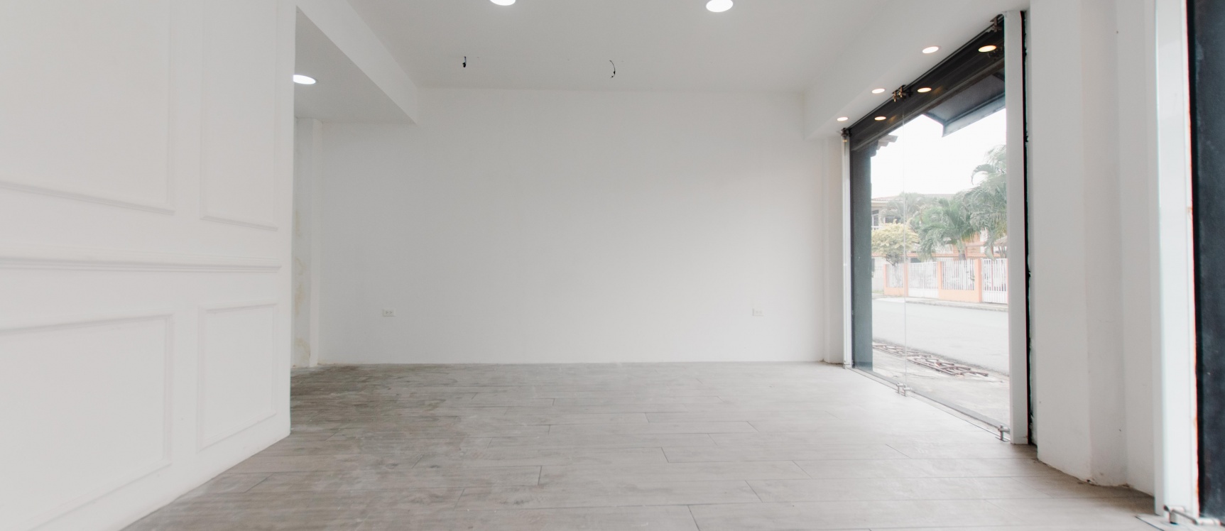 Local comercial en alquiler, Urdesa Central, calle Balsamos y Guayacanes GeoBienes - Local comercial en alquiler, Urdesa Central, calle Balsamos y Guayacanes - Plusvalia Guayaquil Casas de venta y alquiler Inmobiliaria Ecuador