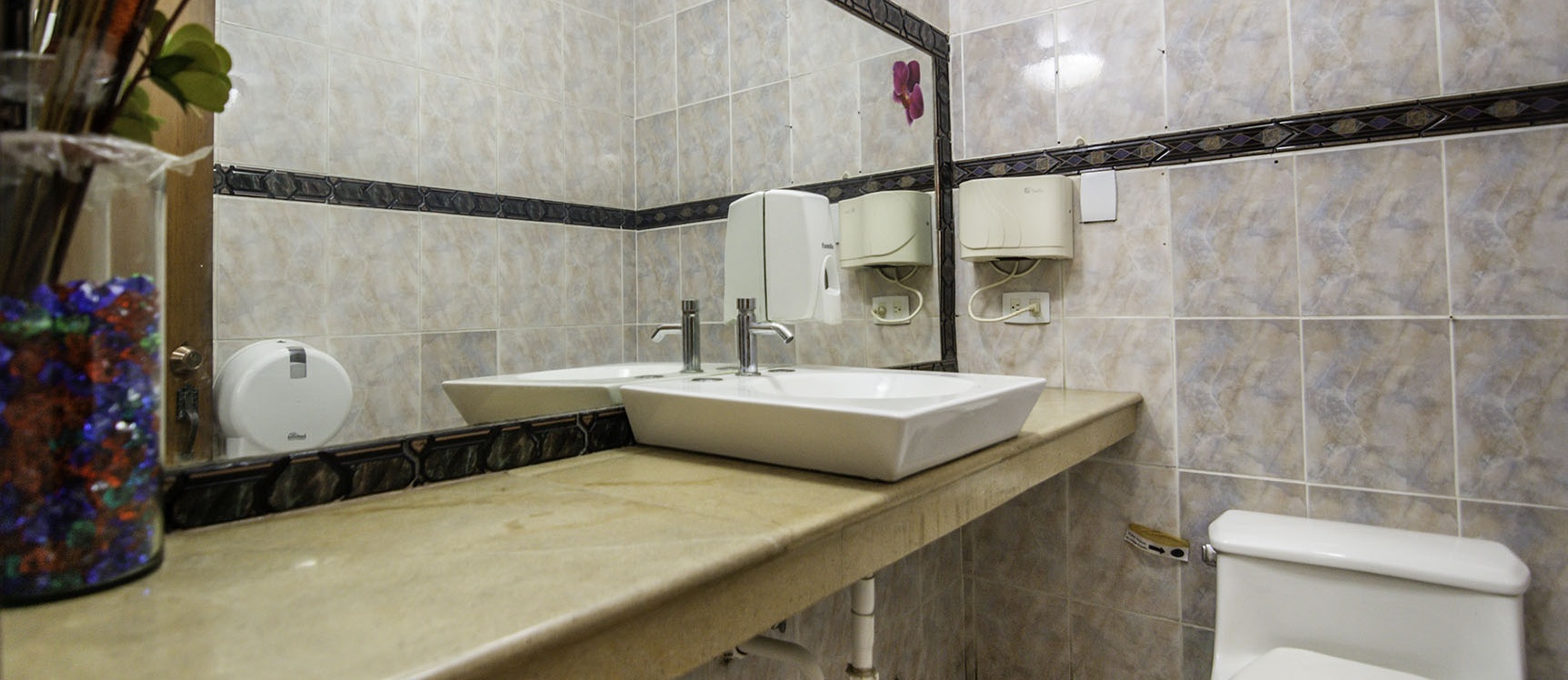 Local comercial en venta en La Ferroviaria, Norte de Guayaquil GeoBienes - Local comercial en venta en La Ferroviaria, Norte de Guayaquil - Plusvalia Guayaquil Casas de venta y alquiler Inmobiliaria Ecuador