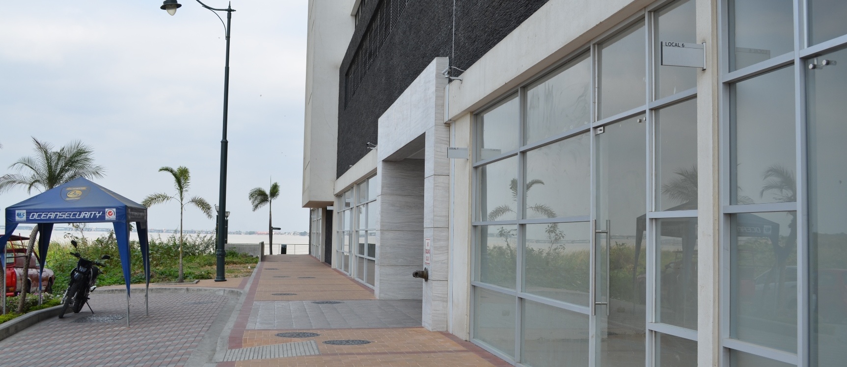 Local en alquiler en Bellini IV sector centro Ciudad del Rió GeoBienes - Local en alquiler en Bellini IV sector centro Ciudad del Rió - Plusvalia Guayaquil Casas de venta y alquiler Inmobiliaria Ecuador