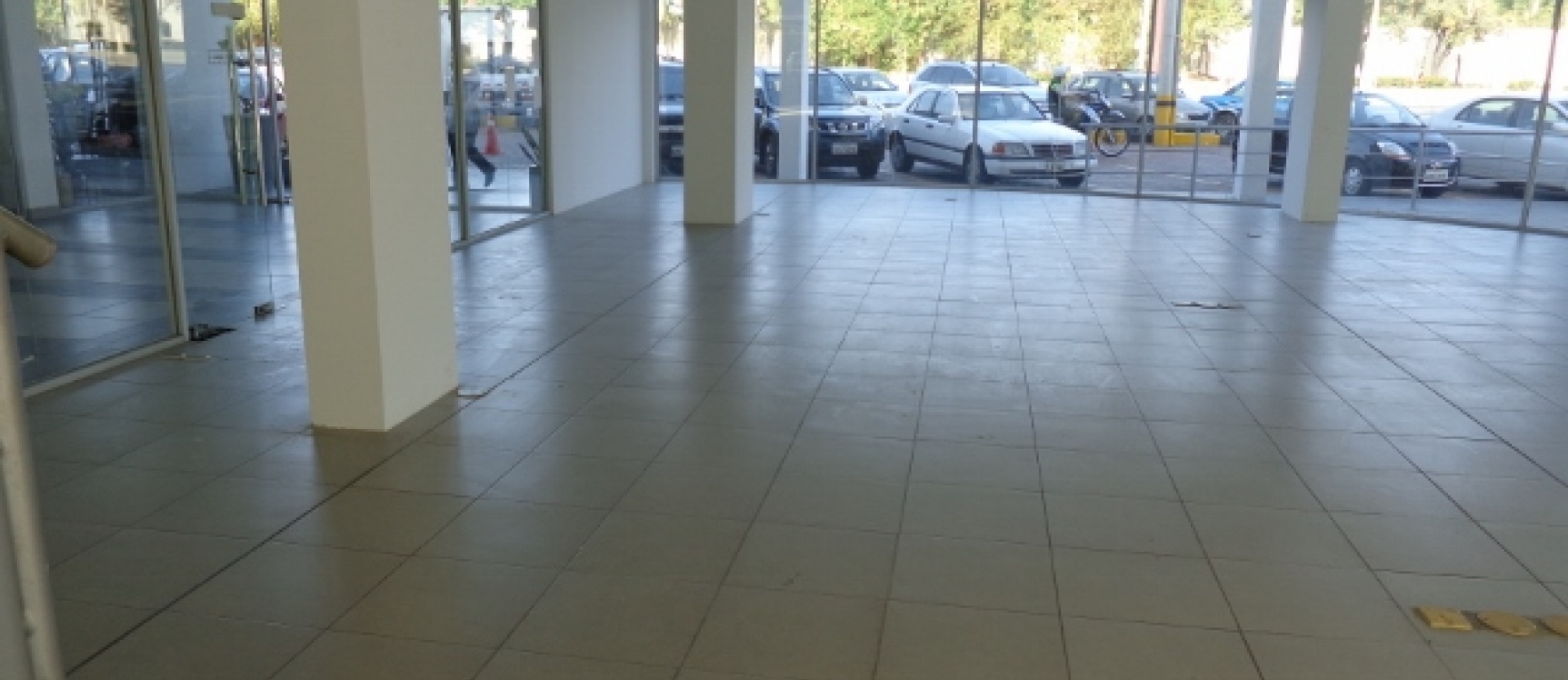 Local en Alquiler Samborondon KM 5 GeoBienes - Local comercial en venta en Samborondon KM 5 - Plusvalia Guayaquil Casas de venta y alquiler Inmobiliaria Ecuador