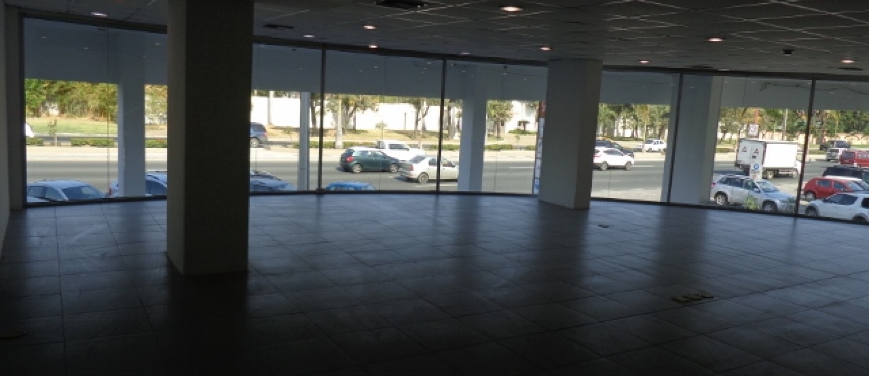 Local en Alquiler Samborondon KM 5 GeoBienes - Local comercial en venta en Samborondon KM 5 - Plusvalia Guayaquil Casas de venta y alquiler Inmobiliaria Ecuador