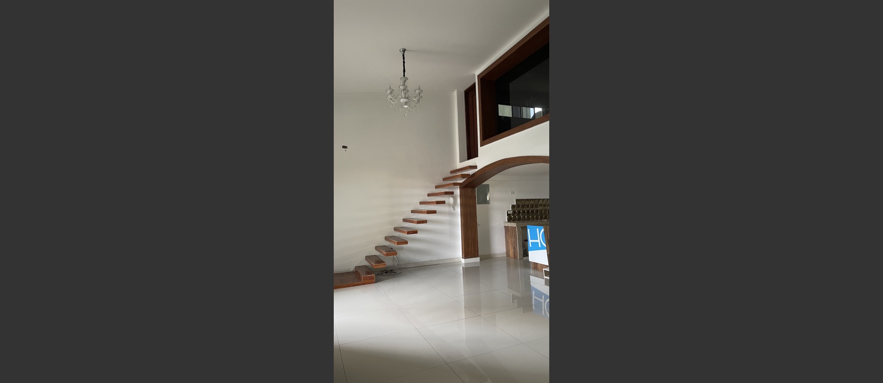 Moderno Penthouse de dos pisos en alquiler ubicado en Kennedy Norte GeoBienes - Moderno Penthouse de dos pisos en alquiler ubicado en Kennedy Norte - Plusvalia Guayaquil Casas de venta y alquiler Inmobiliaria Ecuador