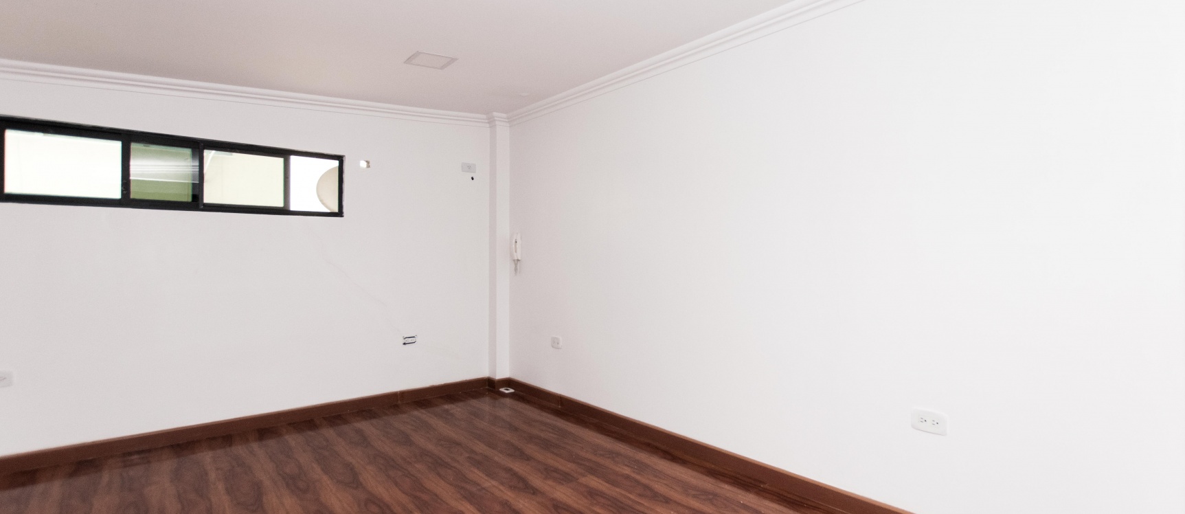 Moderno Penthouse de dos pisos en alquiler ubicado en Kennedy Norte GeoBienes - Moderno Penthouse de dos pisos en alquiler ubicado en Kennedy Norte - Plusvalia Guayaquil Casas de venta y alquiler Inmobiliaria Ecuador
