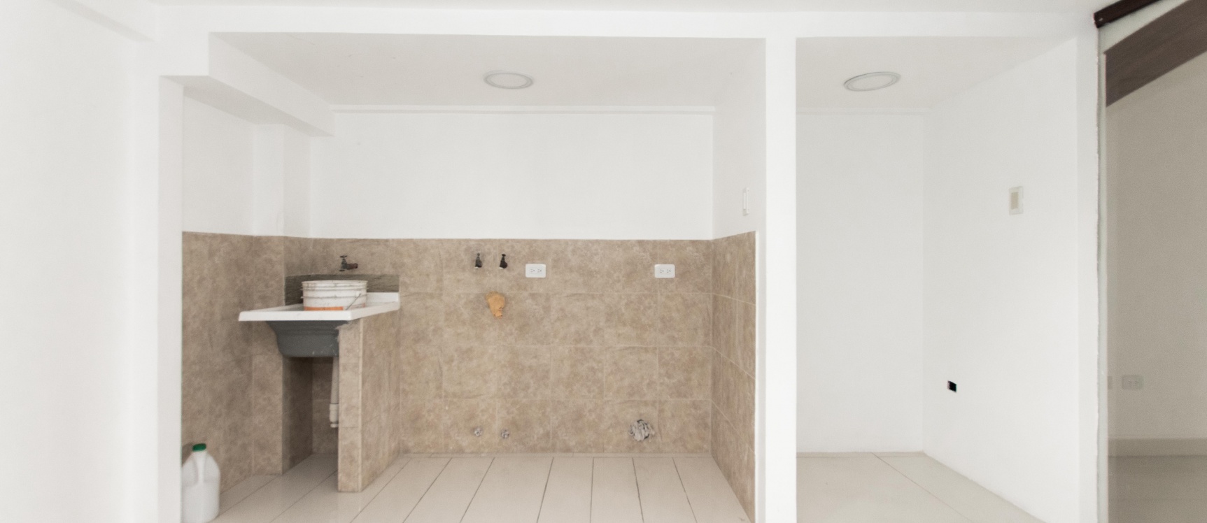 Moderno Penthouse de dos pisos en alquiler ubicado en Kennedy Norte GeoBienes - Moderno Penthouse de dos pisos en alquiler ubicado en Kennedy Norte - Plusvalia Guayaquil Casas de venta y alquiler Inmobiliaria Ecuador