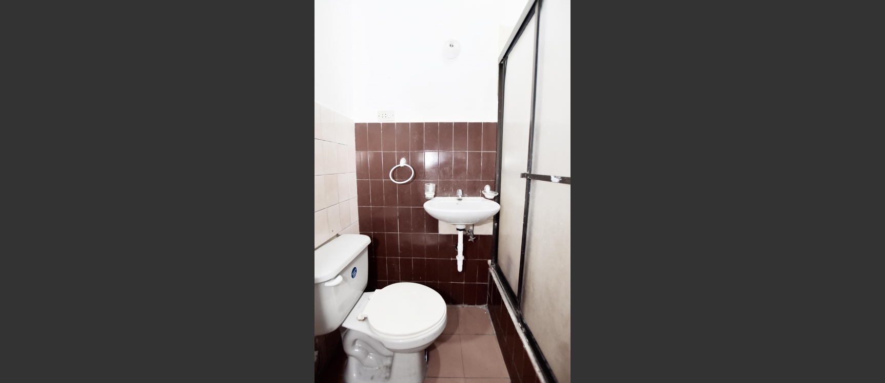 Oficina alquiler ubicado en el Centro de Guayaquil GeoBienes - Oficina alquiler ubicado en el Centro de Guayaquil - Plusvalia Guayaquil Casas de venta y alquiler Inmobiliaria Ecuador