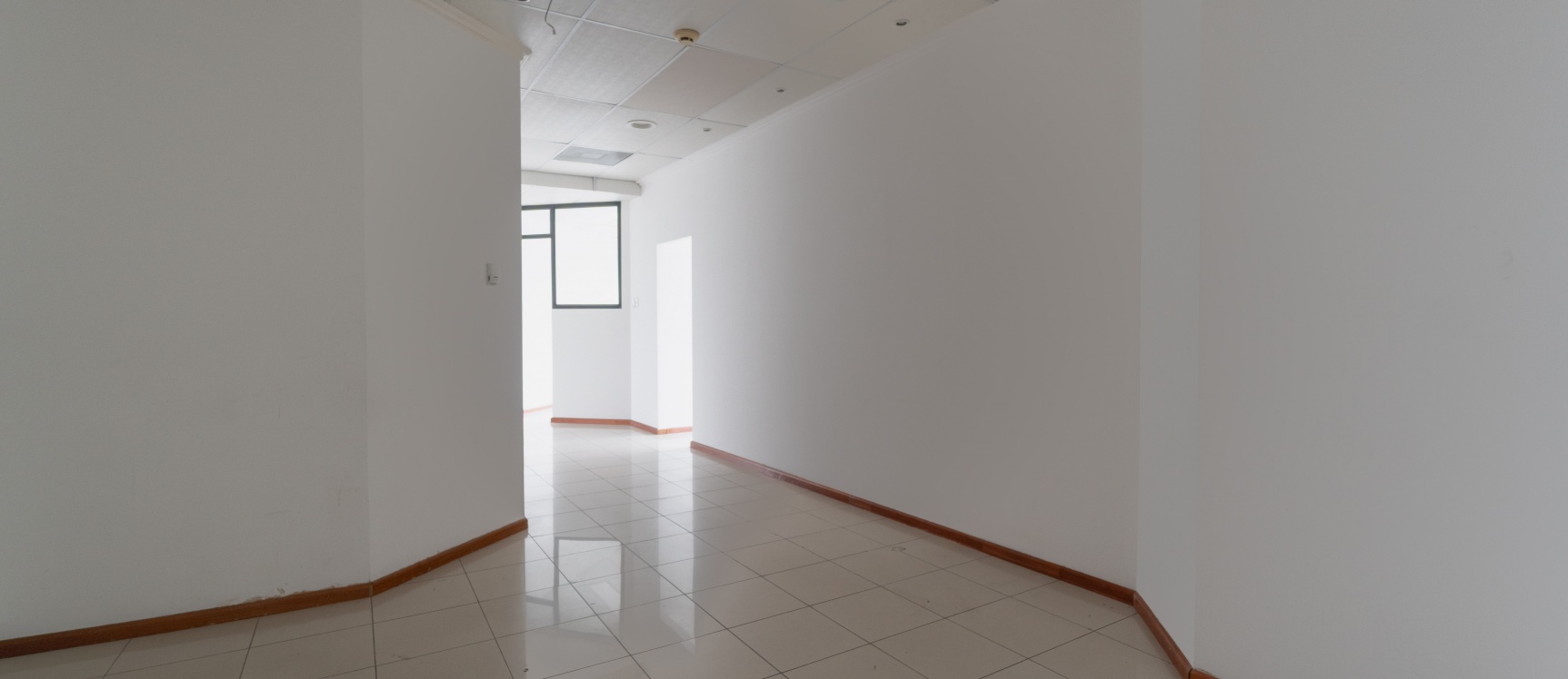 GeoBienes - Oficina corporativa en alquiler en Edificio Classic, Albán Borja, Guayaquil - Plusvalia Guayaquil Casas de venta y alquiler Inmobiliaria Ecuador