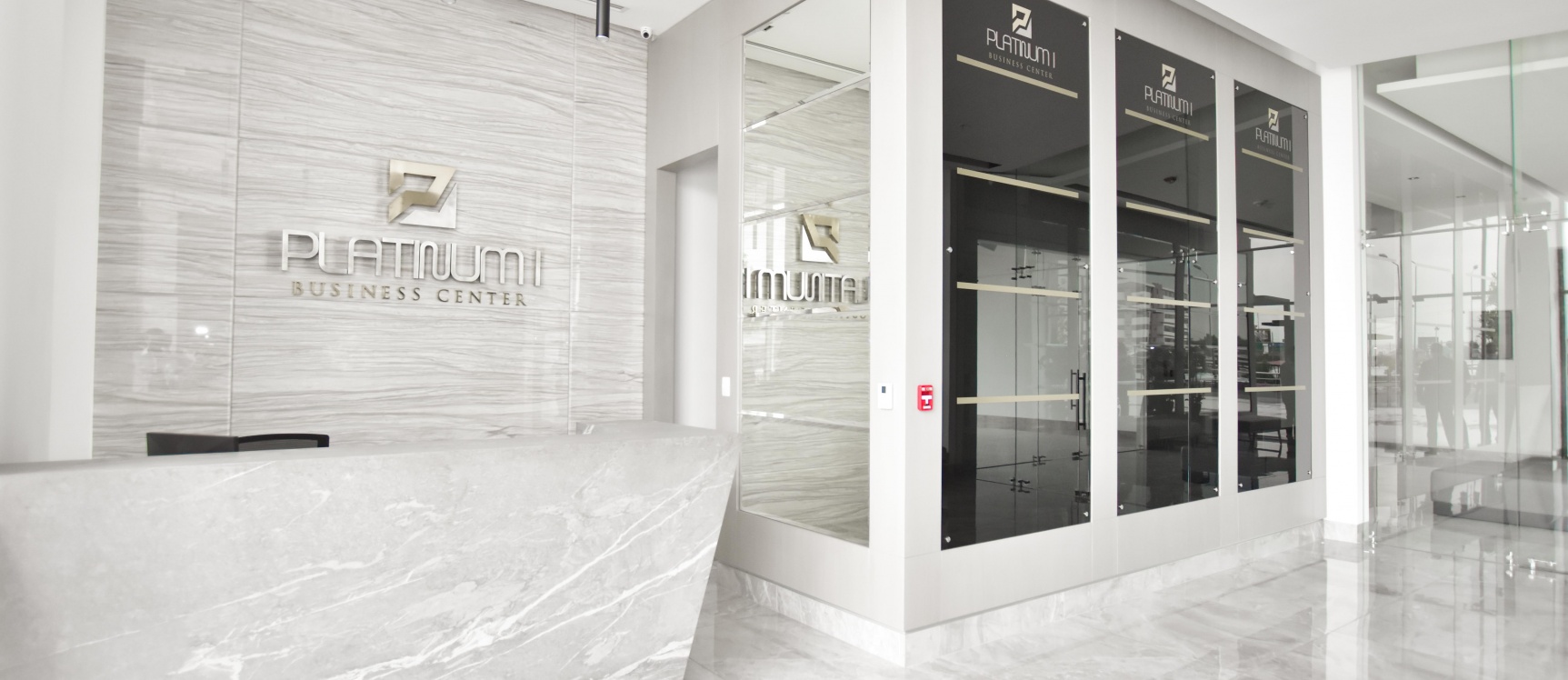 Oficina de estreno en alquiler en Edificio Platinum Business Center I GeoBienes - Oficina de estreno en alquiler en Edificio Platinum Business Center I - Plusvalia Guayaquil Casas de venta y alquiler Inmobiliaria Ecuador