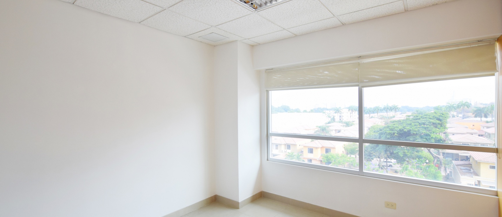 Oficina en alquile en el Parque Empresarial Colon, Norte de Guayaquil GeoBienes - Oficina en alquile en el Parque Empresarial Colón, Norte de Guayaquil - Plusvalia Guayaquil Casas de venta y alquiler Inmobiliaria Ecuador