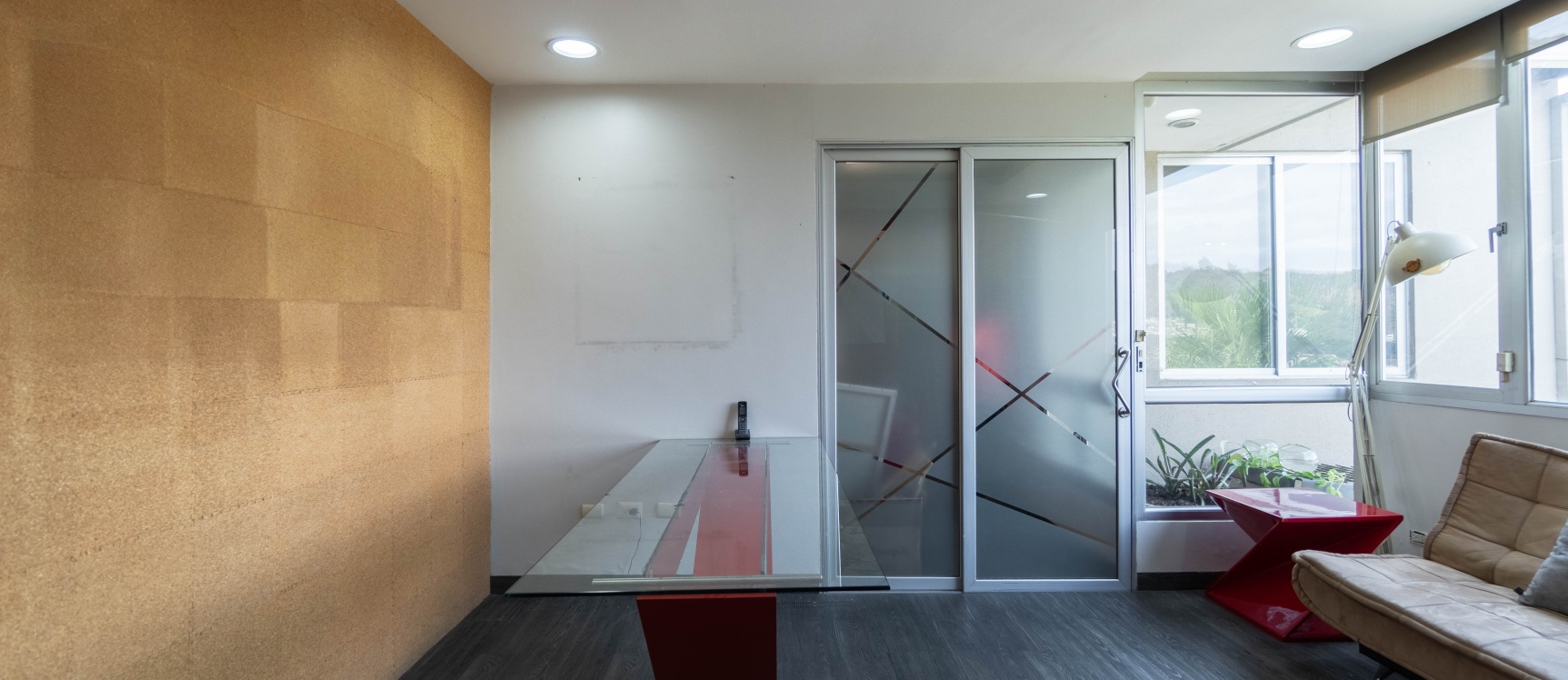 GeoBienes - Oficina en alquiler con acabados de lujo en el Centro Comercial Neo Center, Guayaquil - Plusvalia Guayaquil Casas de venta y alquiler Inmobiliaria Ecuador