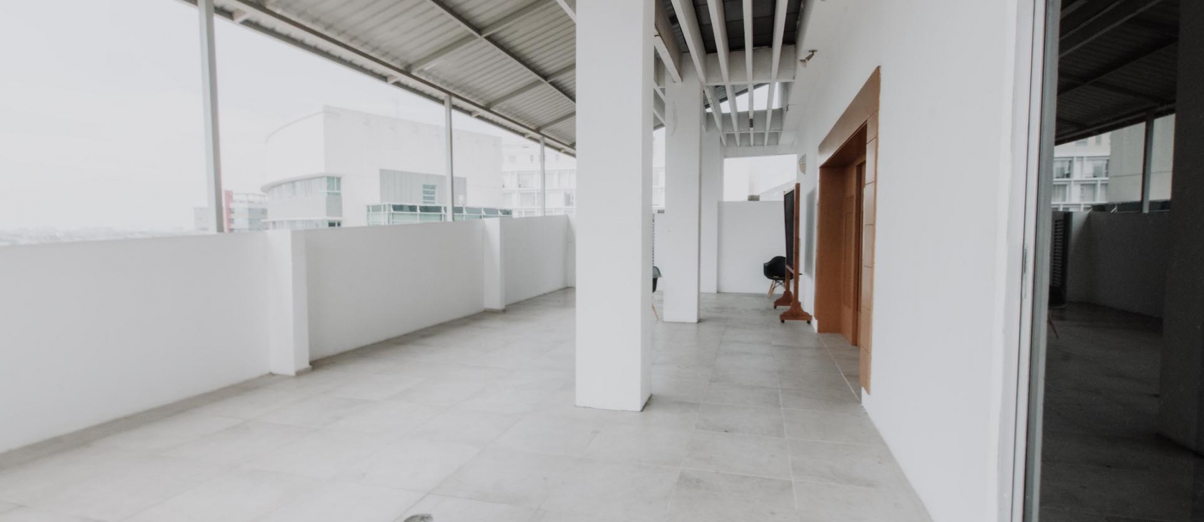 Oficina en alquiler Edificio Equilibrium, zona Mall del Sol, Norte de Guayaquil GeoBienes - Oficina en alquiler Edificio Equilibrium, zona Mall del Sol, Norte de Guayaquil - Plusvalia Guayaquil Casas de venta y alquiler Inmobiliaria Ecuador