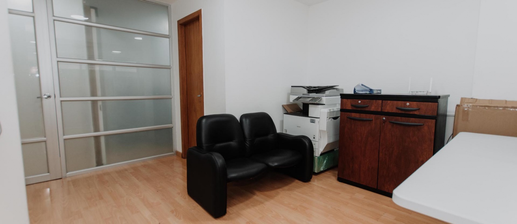 Oficina en alquiler Edificio Equilibrium, zona Mall del Sol, Norte de Guayaquil GeoBienes - Oficina en alquiler Edificio Equilibrium, zona Mall del Sol, Norte de Guayaquil - Plusvalia Guayaquil Casas de venta y alquiler Inmobiliaria Ecuador