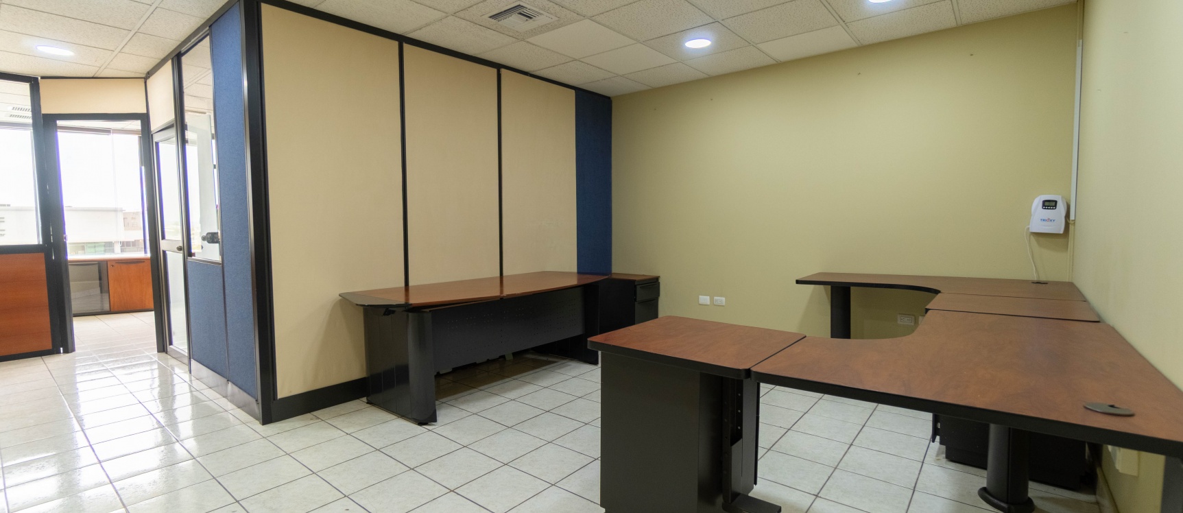 Oficina en Alquiler Edificio Nobis, Norte de Guayaquil GeoBienes - Oficina en Alquiler Edificio Nobis, Norte de Guayaquil - Plusvalia Guayaquil Casas de venta y alquiler Inmobiliaria Ecuador