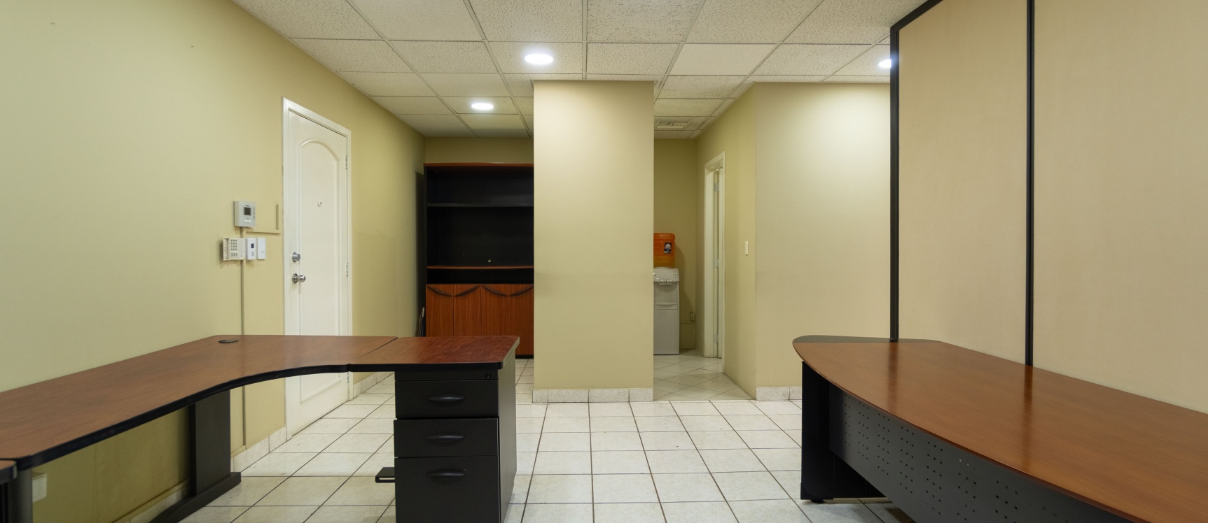 Oficina en Alquiler Edificio Nobis, Norte de Guayaquil GeoBienes - Oficina en Alquiler Edificio Nobis, Norte de Guayaquil - Plusvalia Guayaquil Casas de venta y alquiler Inmobiliaria Ecuador