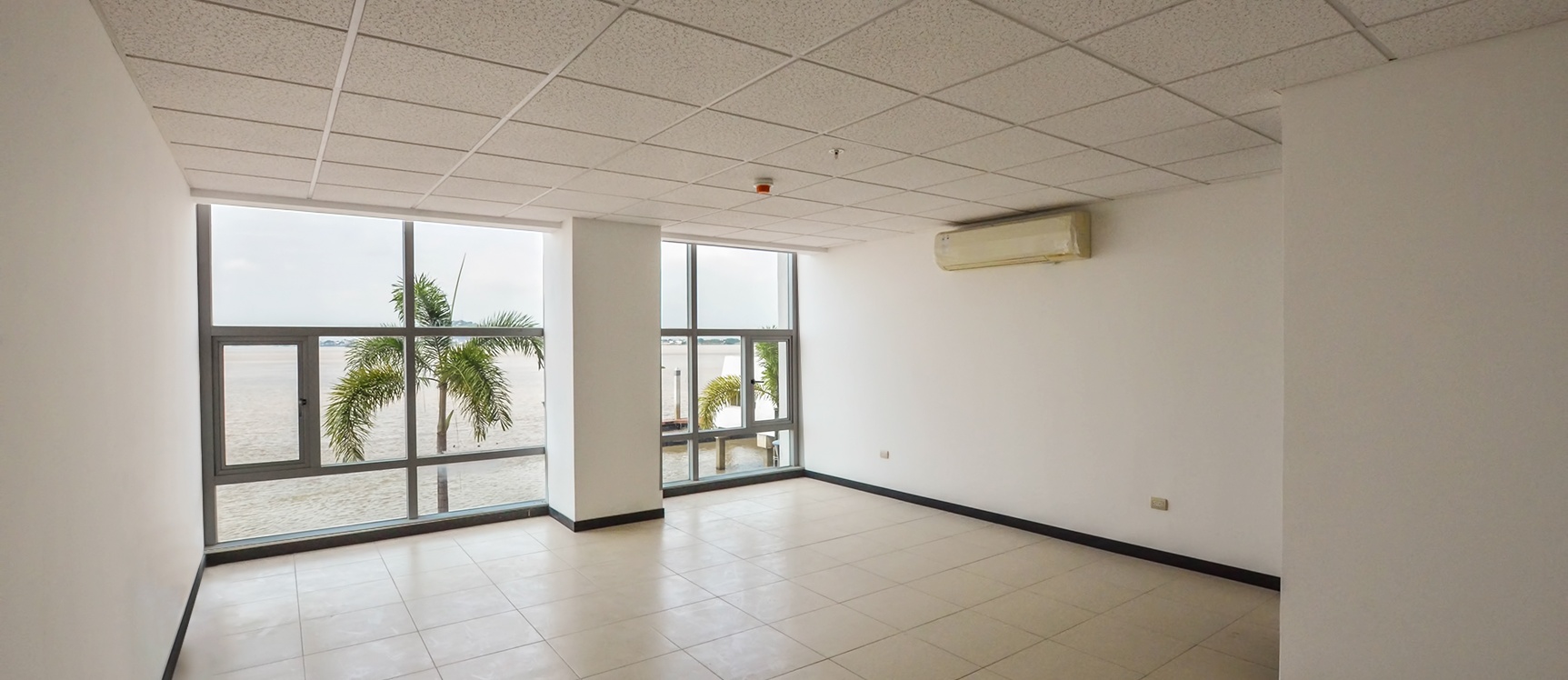 Oficina en alquiler en Bellini sector centro de Guayaquil GeoBienes - Oficina en alquiler en Bellini sector centro de Guayaquil - Plusvalia Guayaquil Casas de venta y alquiler Inmobiliaria Ecuador