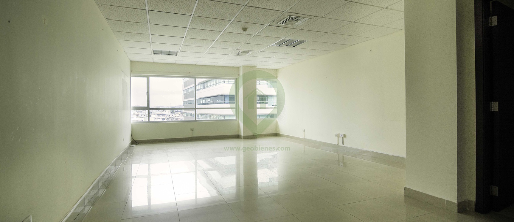 GeoBienes - Oficina en alquiler en Centro Empresarial Colón norte de Guayaquil - Plusvalia Guayaquil Casas de venta y alquiler Inmobiliaria Ecuador