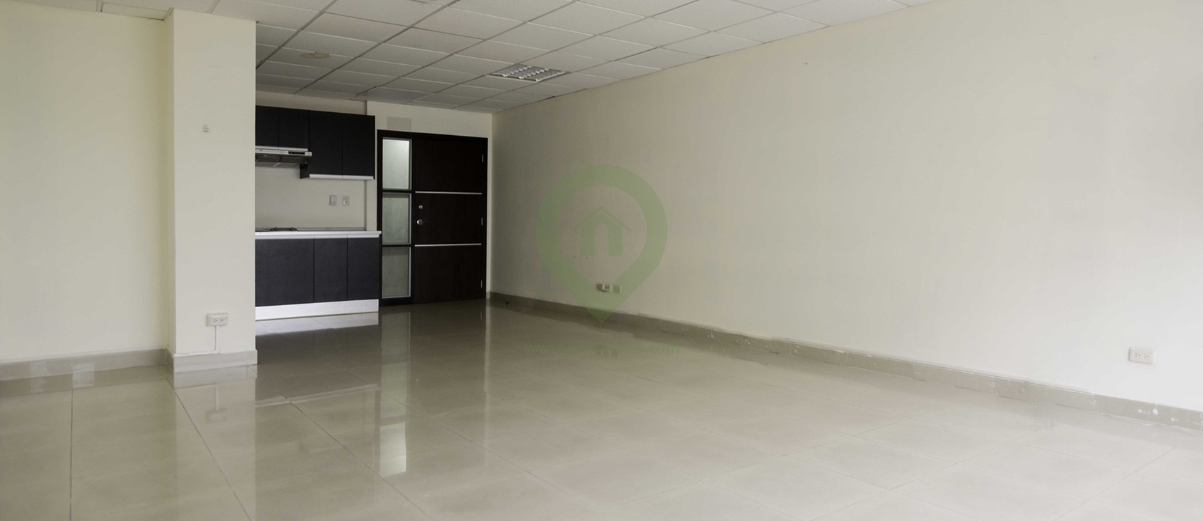 Oficina en alquiler en Centro Empresarial Colón norte de Guayaquil GeoBienes - Oficina en alquiler en Centro Empresarial Colón norte de Guayaquil - Plusvalia Guayaquil Casas de venta y alquiler Inmobiliaria Ecuador