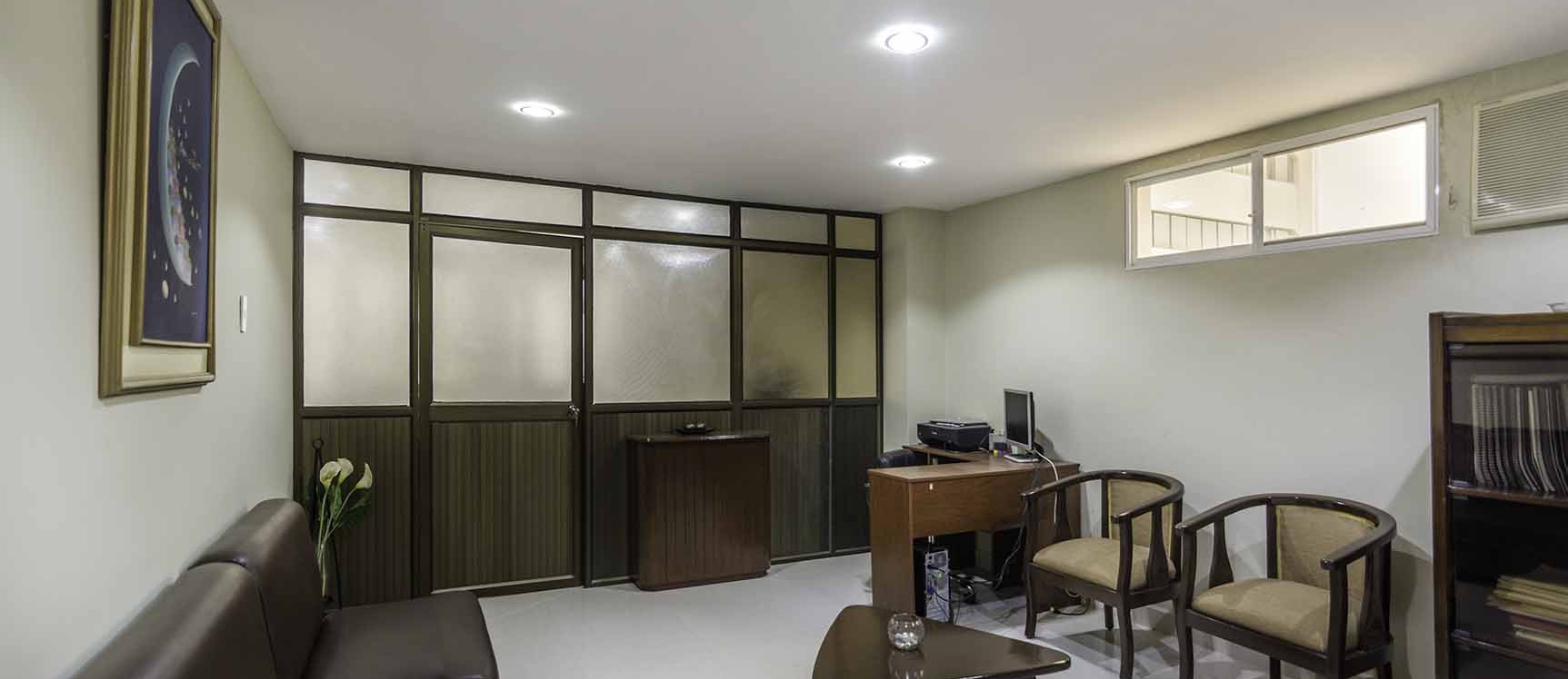 Oficina en alquiler en Chile y Aguirre centro de Guayaquil GeoBienes - Oficina en alquiler en Chile y Aguirre centro de Guayaquil - Plusvalia Guayaquil Casas de venta y alquiler Inmobiliaria Ecuador
