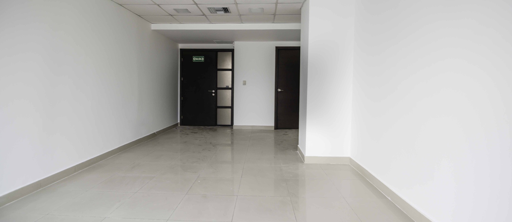Oficina en alquiler en City Office Norte de Guayaquil GeoBienes - Oficina en alquiler en City Office Norte de Guayaquil - Plusvalia Guayaquil Casas de venta y alquiler Inmobiliaria Ecuador