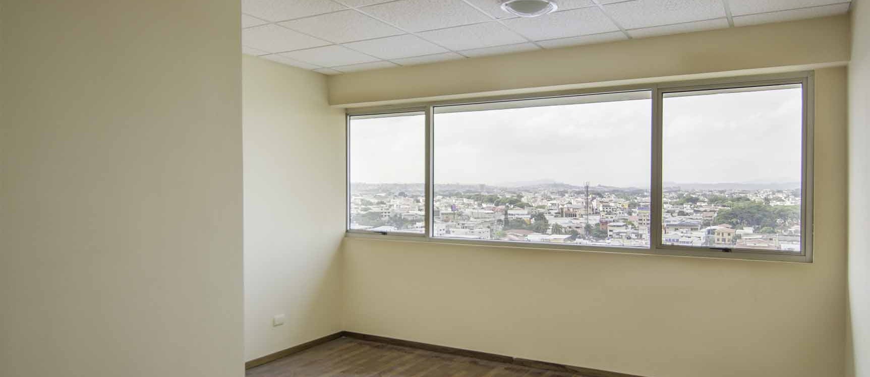 Oficina en alquiler en Edificio Trade Building sector Norte GeoBienes - Oficina en alquiler en Edificio Trade Building sector Norte - Plusvalia Guayaquil Casas de venta y alquiler Inmobiliaria Ecuador