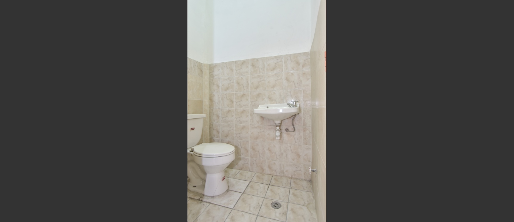 Oficina en Alquiler en el centro de Guayaquil GeoBienes - Oficina en Alquiler en el centro de Guayaquil - Plusvalia Guayaquil Casas de venta y alquiler Inmobiliaria Ecuador