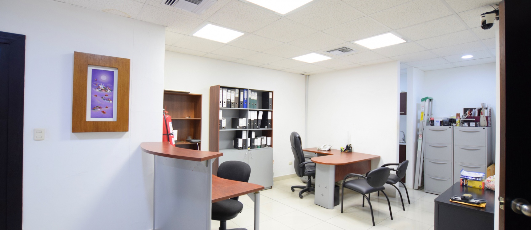 GeoBienes - Oficina en alquiler en el Edificio SBC Office Center, Vía Samborondón - Plusvalia Guayaquil Casas de venta y alquiler Inmobiliaria Ecuador