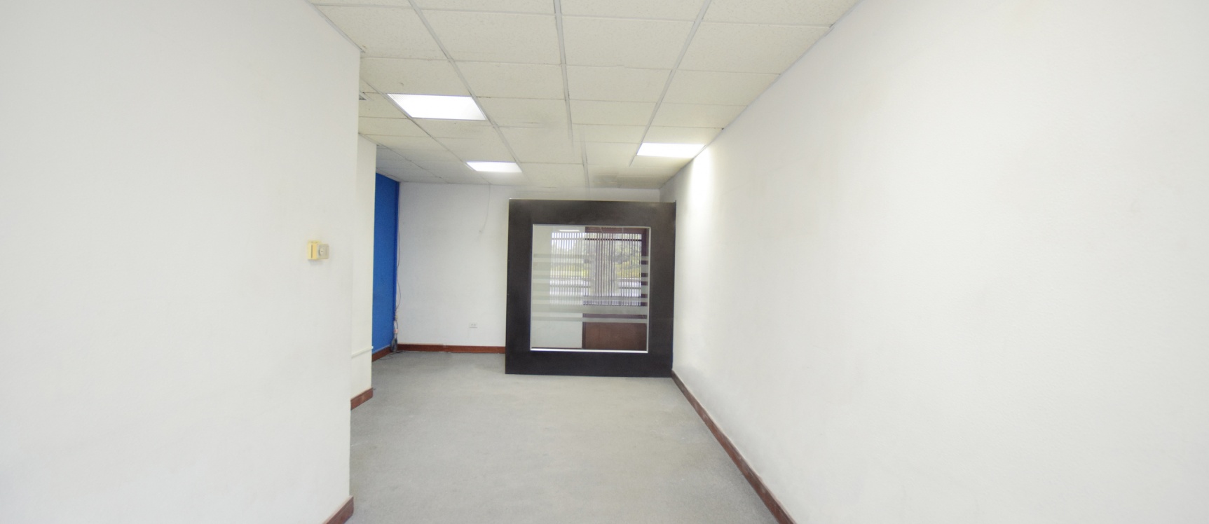 Oficina en alquiler en el Edificio World Trade Center, Norte de Guayaquil GeoBienes - Oficina en alquiler en el Edificio World Trade Center, Norte de Guayaquil - Plusvalia Guayaquil Casas de venta y alquiler Inmobiliaria Ecuador