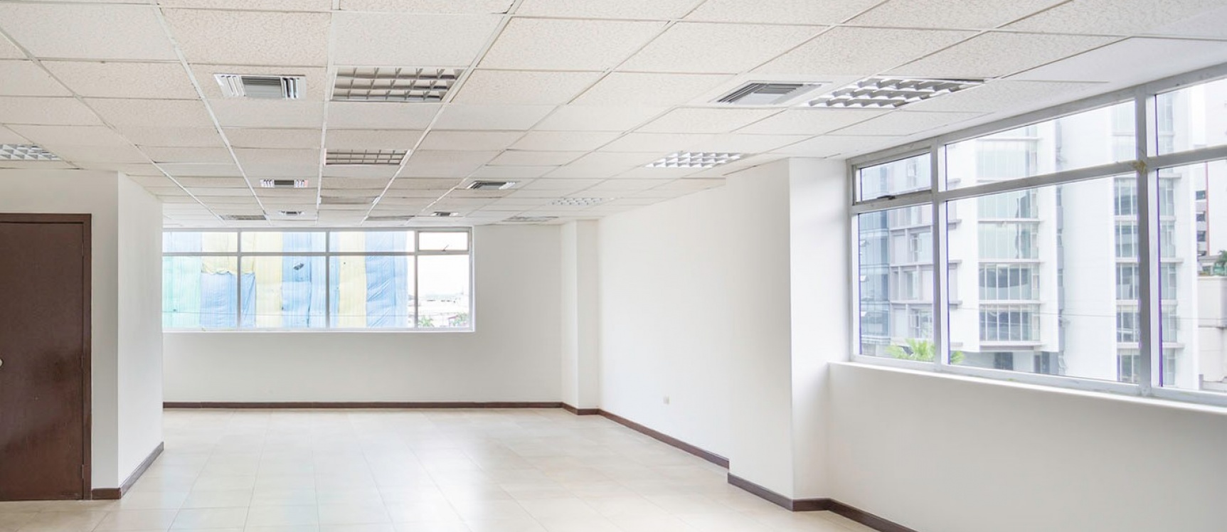 Oficina en alquiler en el Hotel Sonesta, Norte de Guayaquil GeoBienes - Oficina en alquiler en el Hotel Sonesta, Norte de Guayaquil - Plusvalia Guayaquil Casas de venta y alquiler Inmobiliaria Ecuador