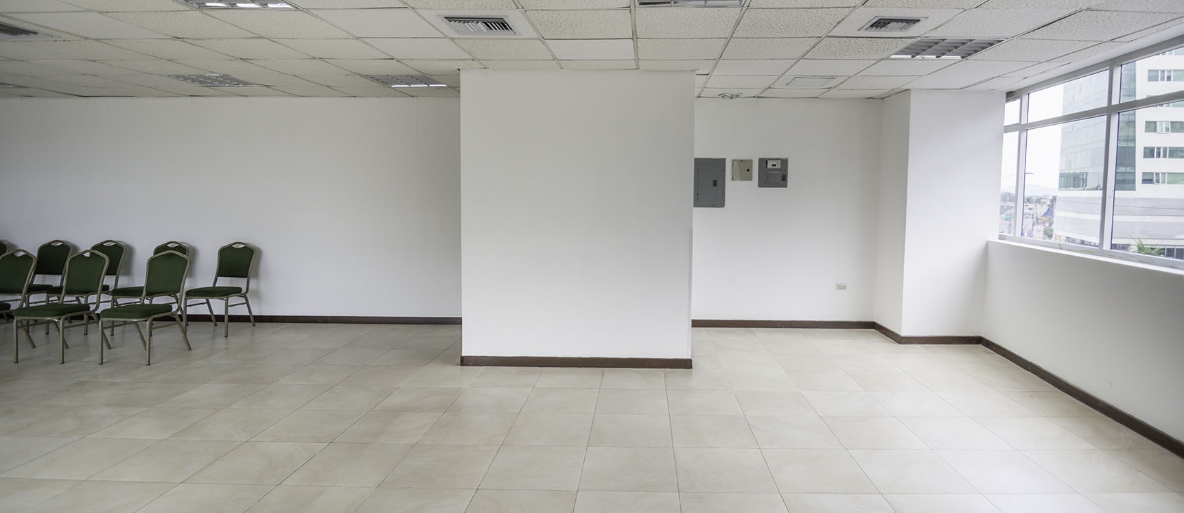 Oficina en alquiler en el Hotel Sonesta, Norte de Guayaquil GeoBienes - Oficina en alquiler en el Hotel Sonesta, Norte de Guayaquil - Plusvalia Guayaquil Casas de venta y alquiler Inmobiliaria Ecuador