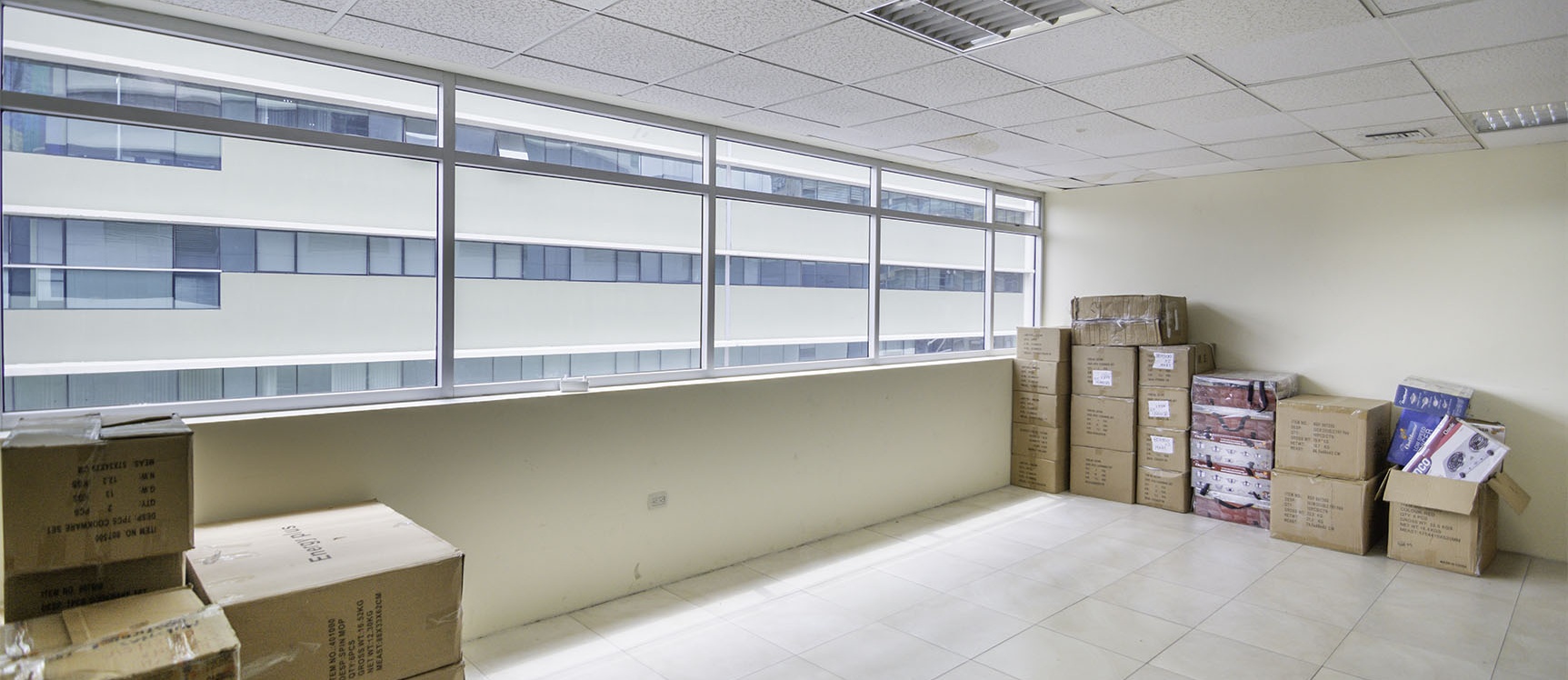 Oficina en alquiler en el Hotel Sonesta, Norte de Guayaquil GeoBienes - Oficina en alquiler en el Hotel Sonesta, Norte de Guayaquil - Plusvalia Guayaquil Casas de venta y alquiler Inmobiliaria Ecuador