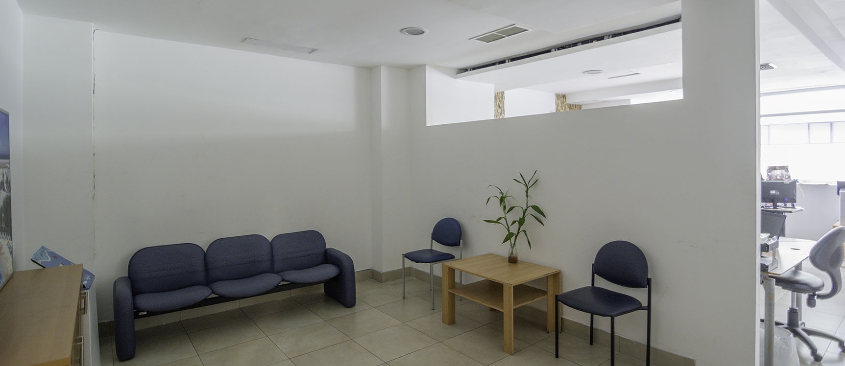 Oficina en alquiler en el Hotel Sonesta, Norte de Guayaquil GeoBienes - Oficina en alquiler en el Hotel Sonesta, Norte de Guayaquil - Plusvalia Guayaquil Casas de venta y alquiler Inmobiliaria Ecuador