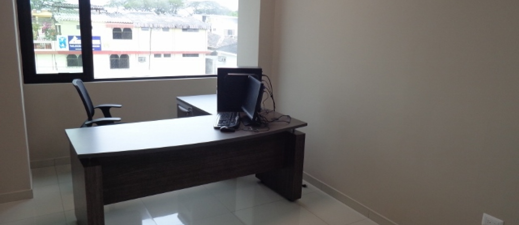 Oficina en Alquiler en El Norte de Guayaquil, Sector Garzota GeoBienes - Oficina en Alquiler en El Norte de Guayaquil, Sector Garzota - Plusvalia Guayaquil Casas de venta y alquiler Inmobiliaria Ecuador