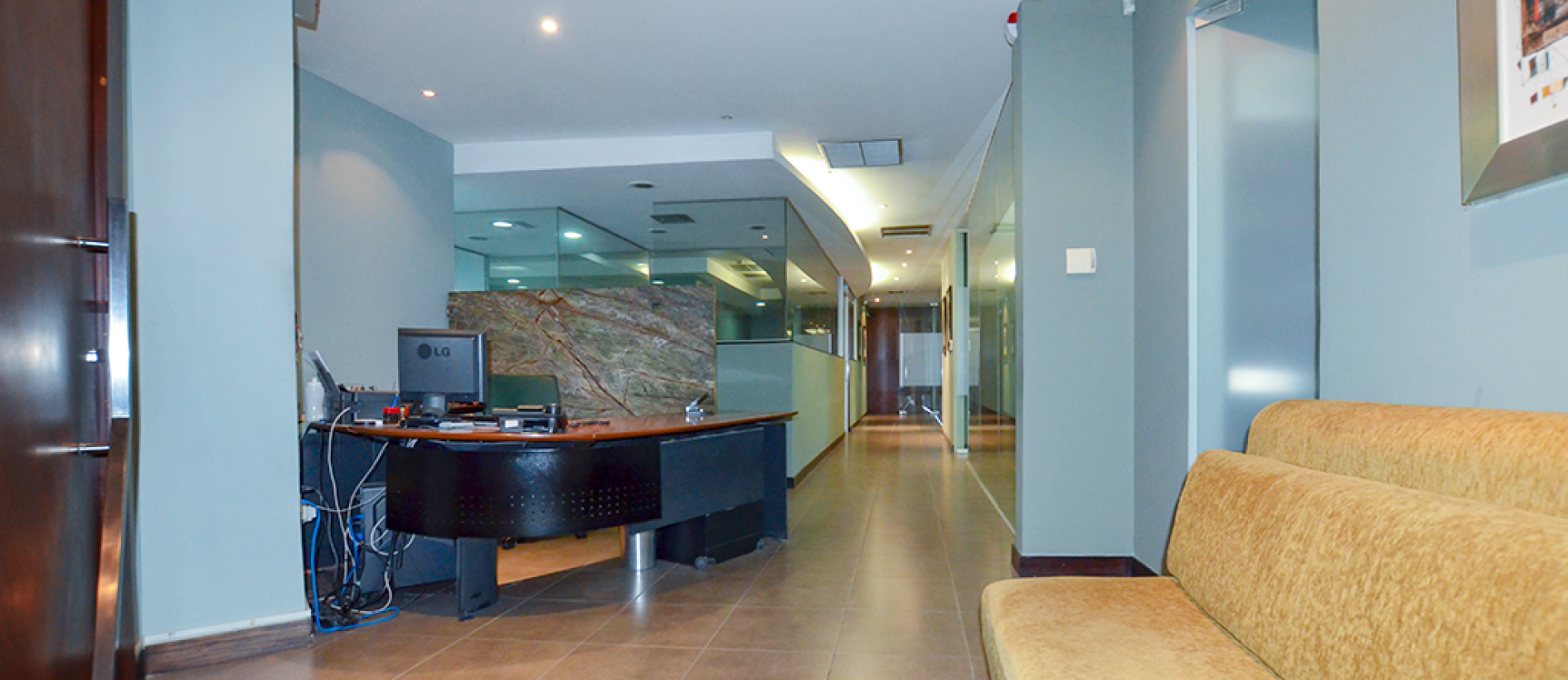 Oficina en alquiler en Kennedy sector norte de Guayaquil GeoBienes - Oficina en Venta en Kennedy sector norte de Guayaquil - Plusvalia Guayaquil Casas de venta y alquiler Inmobiliaria Ecuador