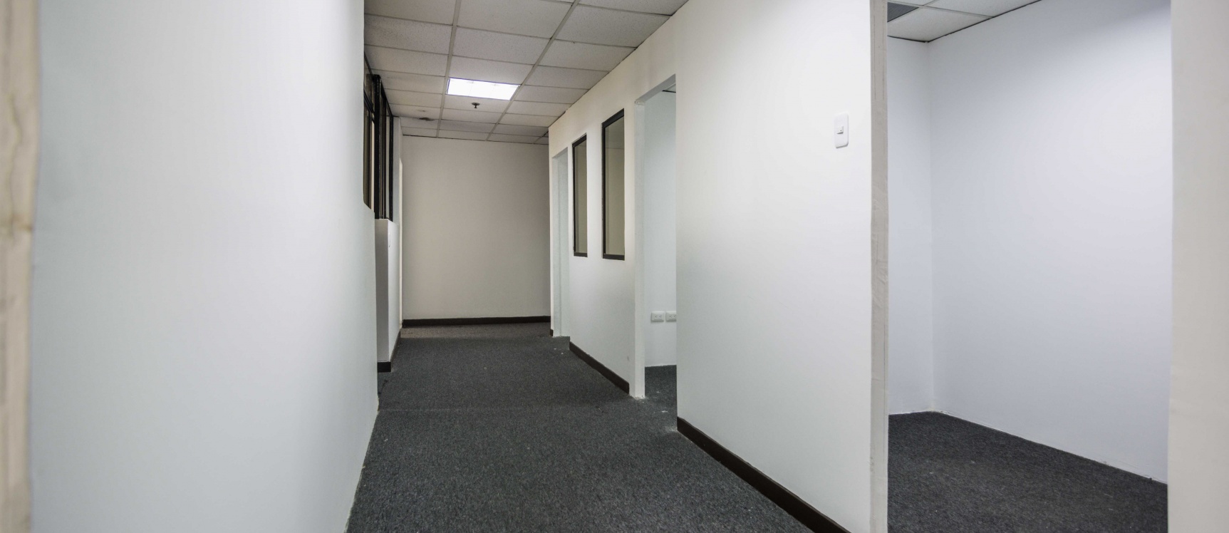Oficina en alquiler en La Previsora centro de Guayaquil GeoBienes - Oficina en alquiler en La Previsora centro de Guayaquil - Plusvalia Guayaquil Casas de venta y alquiler Inmobiliaria Ecuador