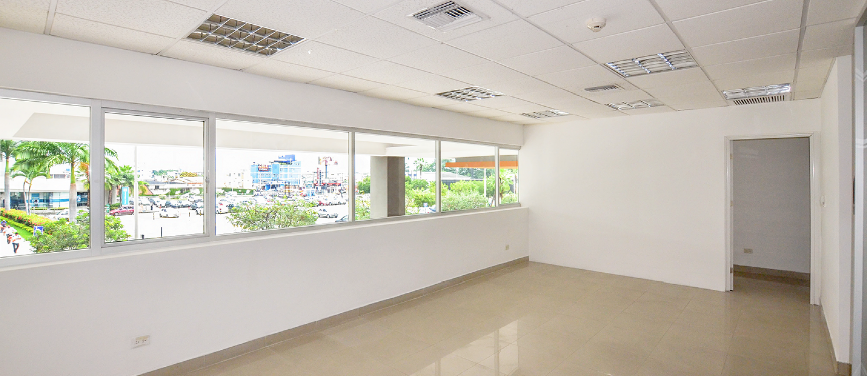 Oficina en alquiler en Parque Empresarial Colón sector norte de Guayaquil GeoBienes - Oficina en alquiler en Parque Empresarial Colón sector norte de Guayaquil - Plusvalia Guayaquil Casas de venta y alquiler Inmobiliaria Ecuador