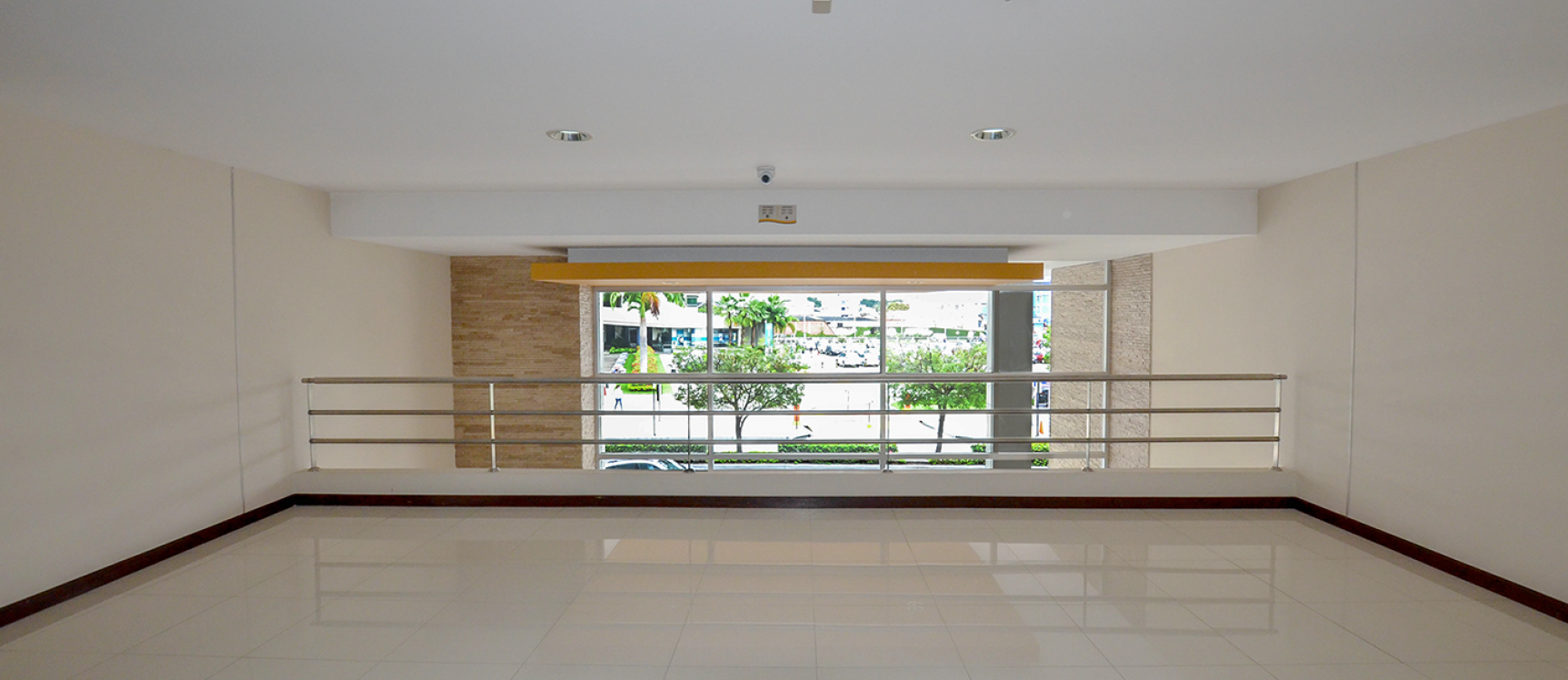 Oficina en alquiler en Parque Empresarial Colón sector norte de Guayaquil GeoBienes - Oficina en alquiler en Parque Empresarial Colón sector norte de Guayaquil - Plusvalia Guayaquil Casas de venta y alquiler Inmobiliaria Ecuador