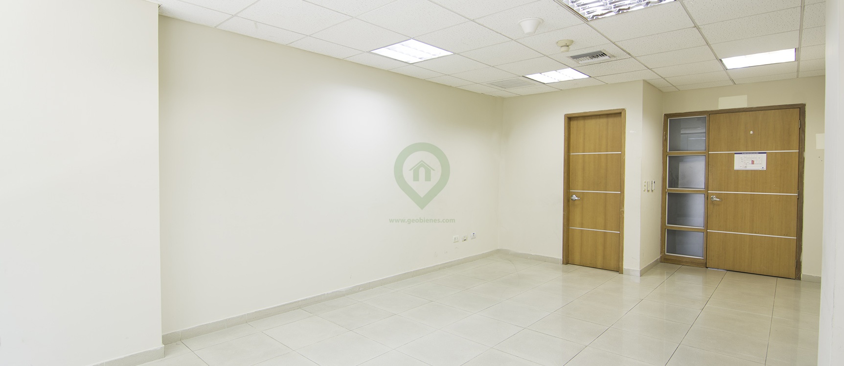 Oficina en alquiler en Professional Center norte de Guayaquil GeoBienes - Oficina en alquiler en Professional Center norte de Guayaquil - Plusvalia Guayaquil Casas de venta y alquiler Inmobiliaria Ecuador