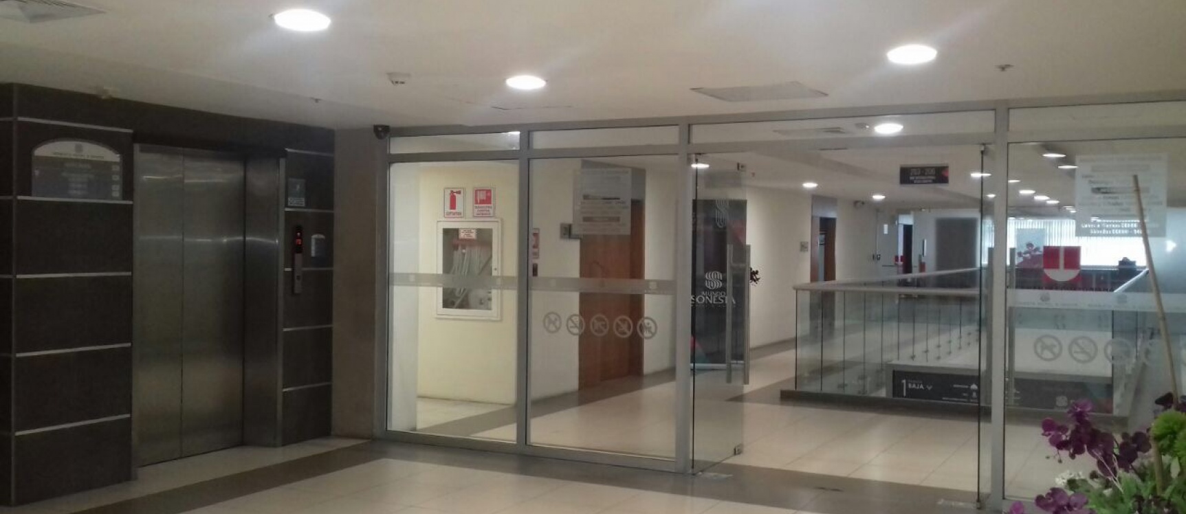 Oficina en Alquiler en Sonesta, zonal Mall del Sol - Guayaquil GeoBienes - Oficina en Alquiler en Sonesta, zonal Mall del Sol - Guayaquil - Plusvalia Guayaquil Casas de venta y alquiler Inmobiliaria Ecuador