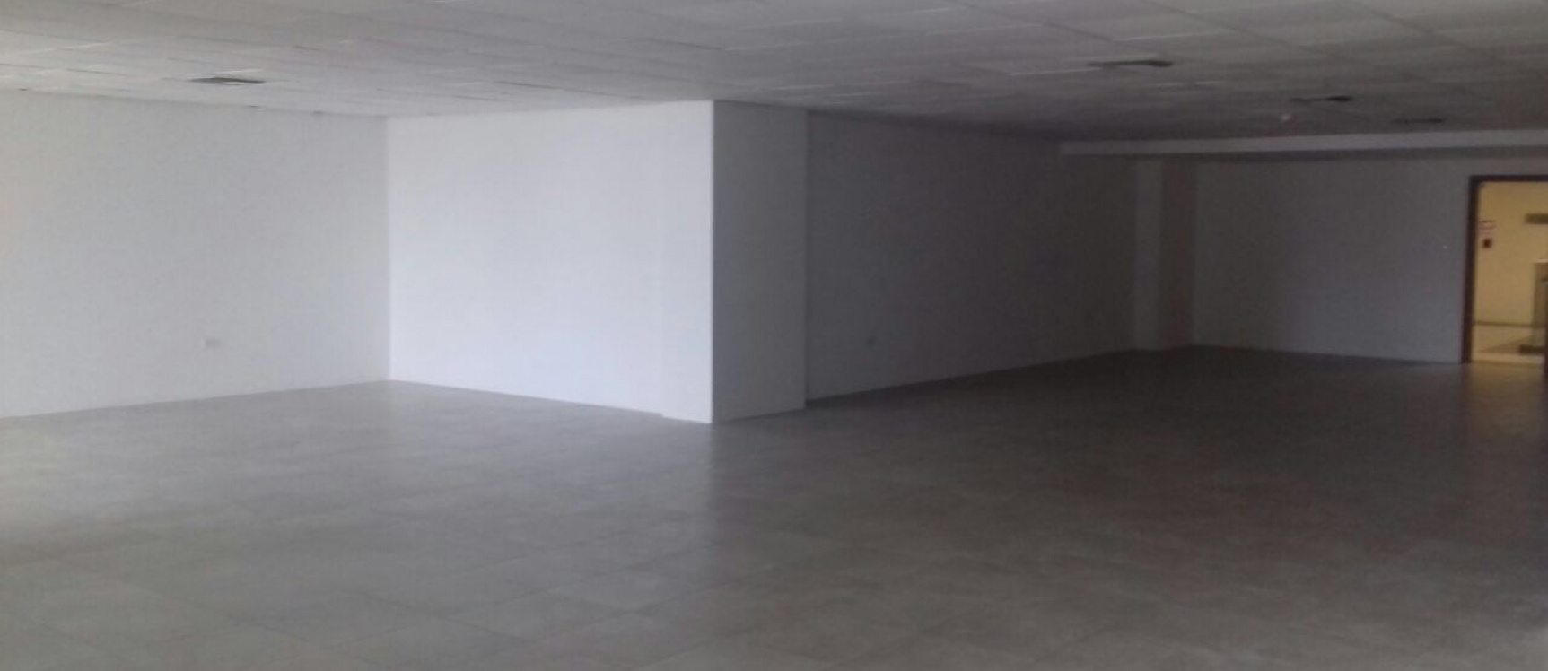 GeoBienes - Oficina en Alquiler en Sonesta, zonal Mall del Sol - Guayaquil - Plusvalia Guayaquil Casas de venta y alquiler Inmobiliaria Ecuador