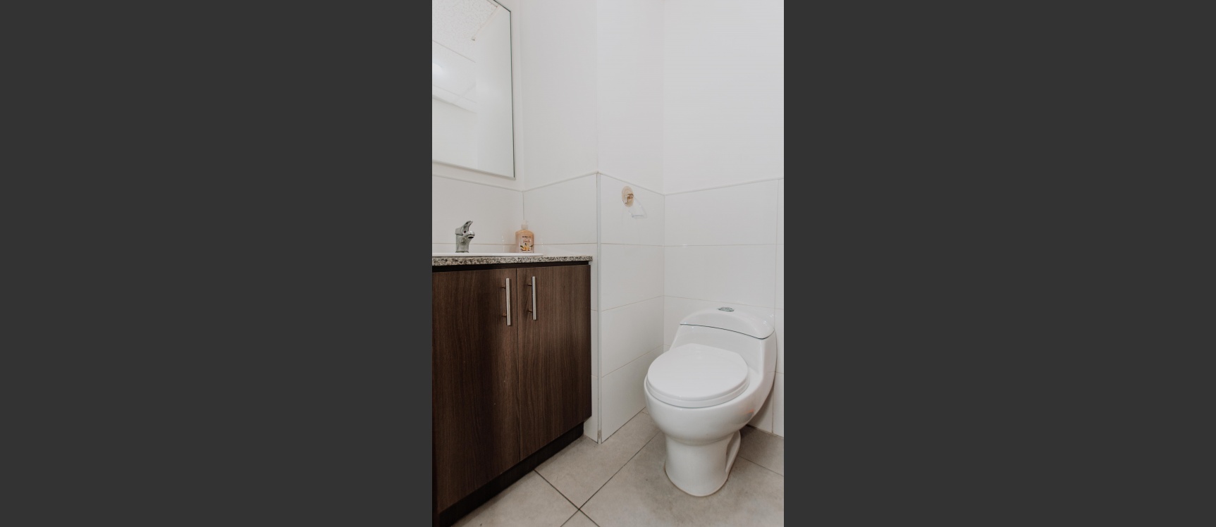 Oficina en alquiler en The Point, Puerto Santa Ana GeoBienes - Oficina en alquiler en The Point, Puerto Santa Ana - Plusvalia Guayaquil Casas de venta y alquiler Inmobiliaria Ecuador