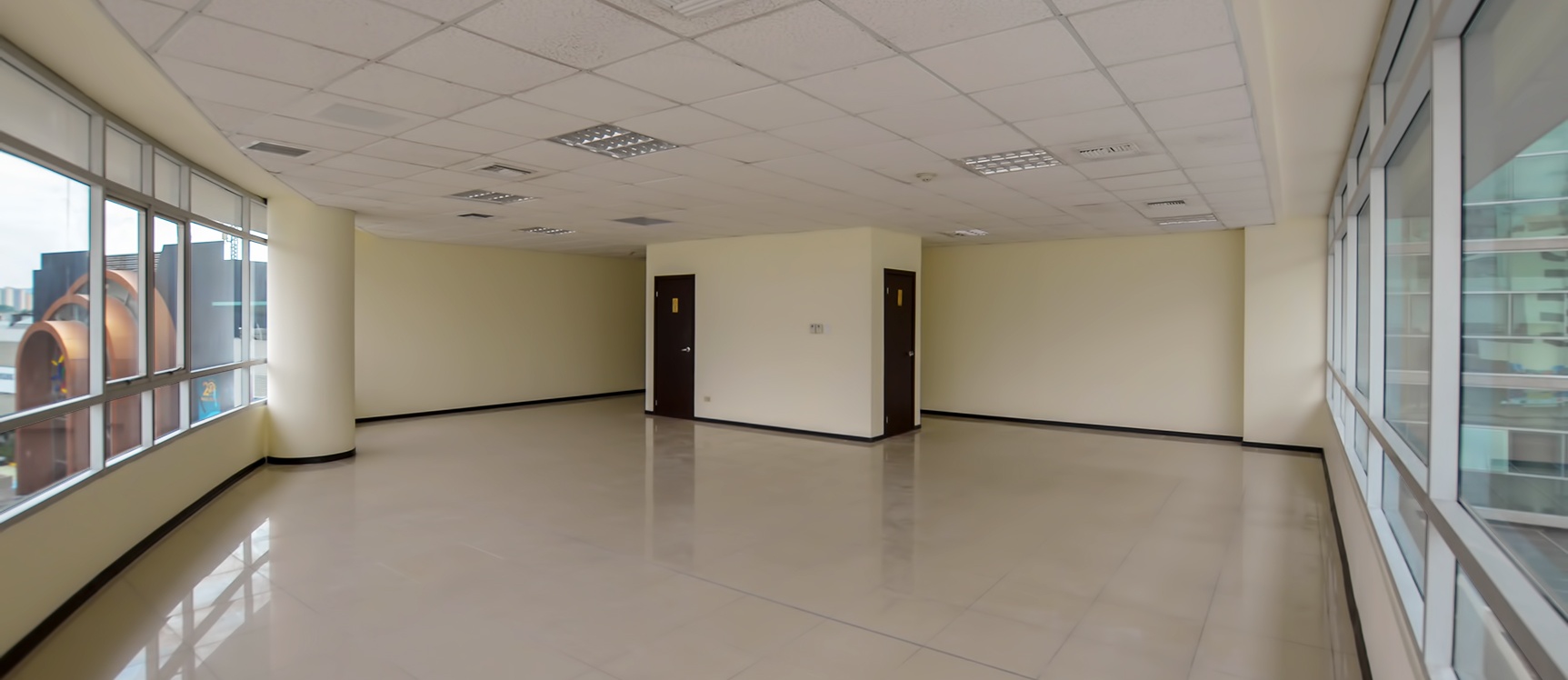Oficina en alquiler en Torres del Mall sector norte de Guayaquil GeoBienes - Oficina en alquiler en Torres del Mall sector norte de Guayaquil - Plusvalia Guayaquil Casas de venta y alquiler Inmobiliaria Ecuador